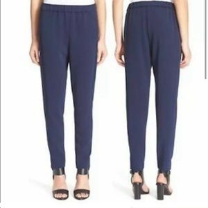 Theory Drapey Crepe Pull On Pants Size Medium Navy Blue